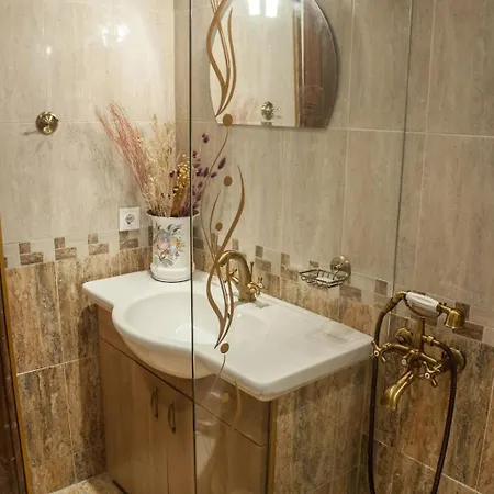 мандулова къща بيت للعطل *